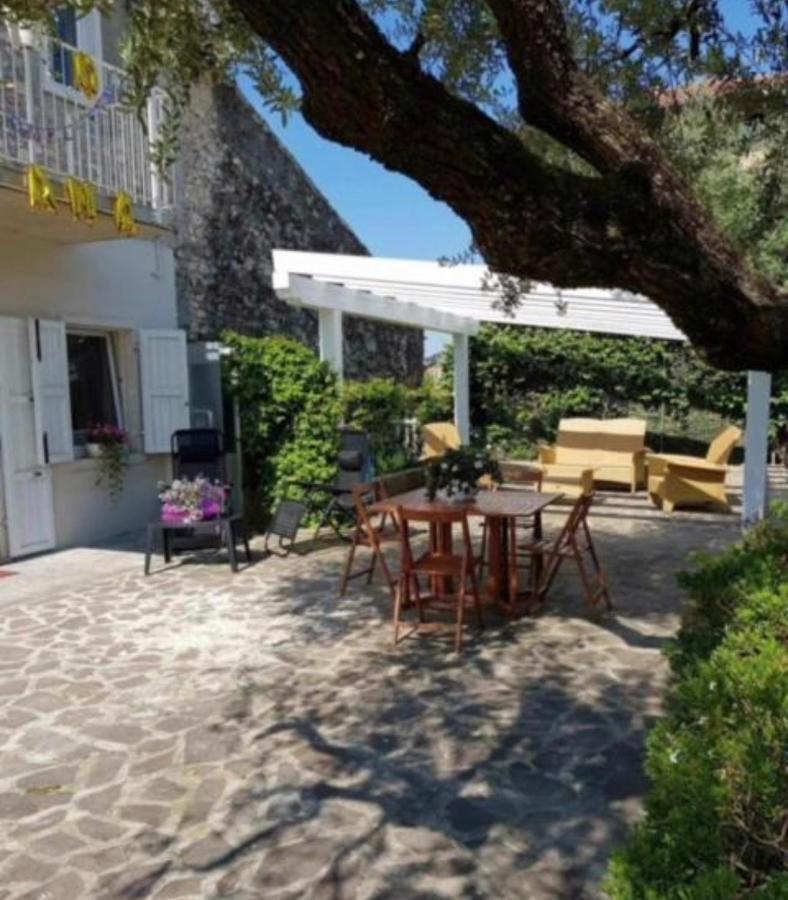 Welcome Traveller Lea Apartments Garda  Exterior photo